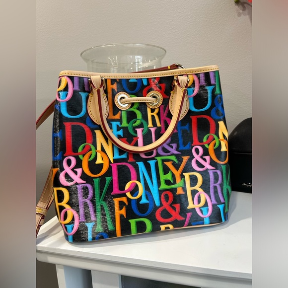 Dooney & Bourke Retro Grafica multicolor rainbow drawstring bag NEW - Picture 2 of 9